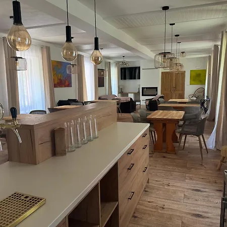 Tkalcovna U Zlateho Potoka Aparthotel *