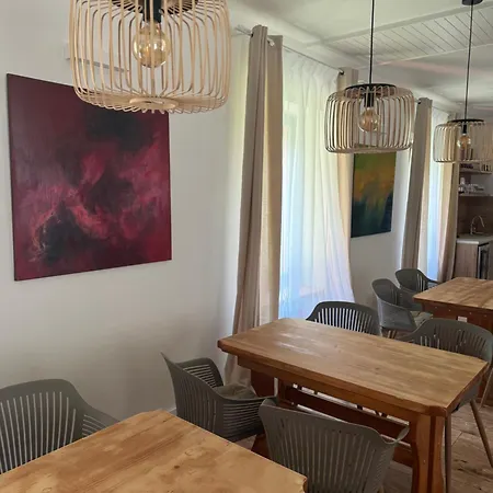 Appart hôtel Tkalcovna U Zlatého Potoka 3*
