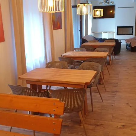 Aparthotel Tkalcovna U Zlateho Potoka