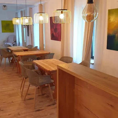 Appart hôtel Tkalcovna U Zlatého Potoka 3*