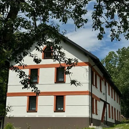 Appart hôtel Tkalcovna U Zlatého Potoka Dobrany (Hradec Kralove)