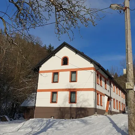 Tkalcovna U Zlateho Potoka Aparthotel